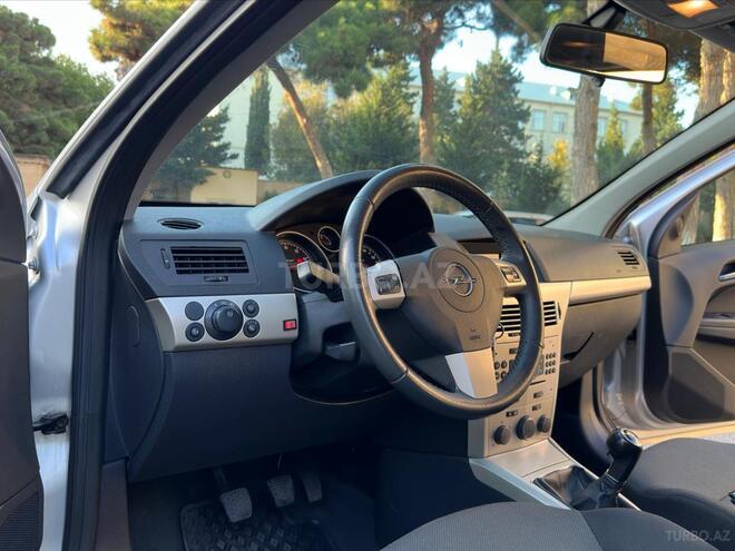 Opel Astra 2007, 205,000 km - 1.4 л - Bakı