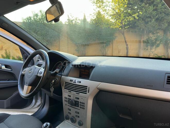 Opel Astra 2007, 205,000 km - 1.4 л - Bakı