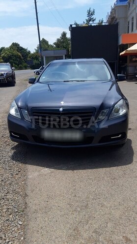 Mercedes E 220 2009, 290,000 km - 2.2 л - Bakı
