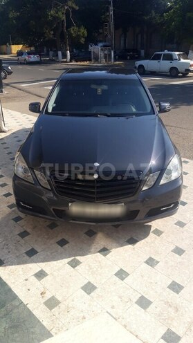 Mercedes E 220 2009, 290,000 km - 2.2 л - Bakı
