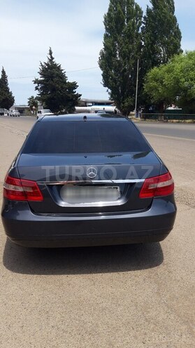 Mercedes E 220 2009, 290,000 km - 2.2 л - Bakı