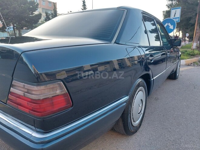 Mercedes E 200 1993, 450,000 km - 2.0 l - Bakı