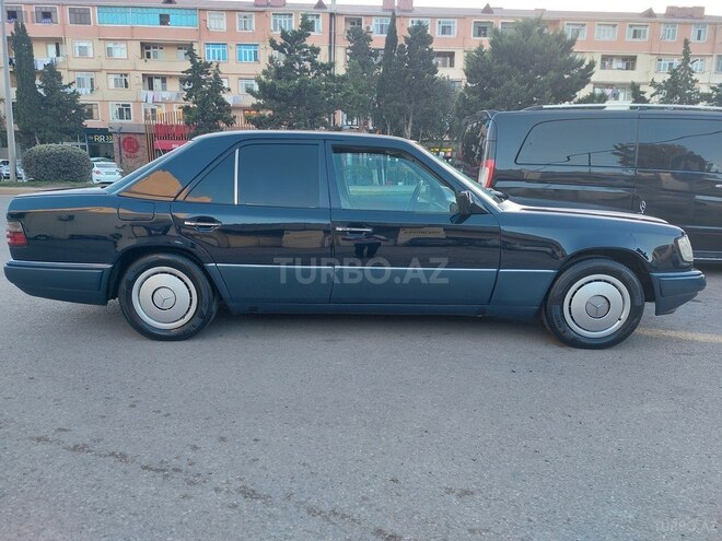 Mercedes E 200 1993, 450,000 km - 2.0 l - Bakı