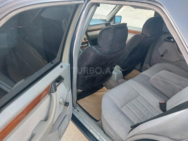 Mercedes E 200 1993, 450,000 km - 2.0 l - Bakı