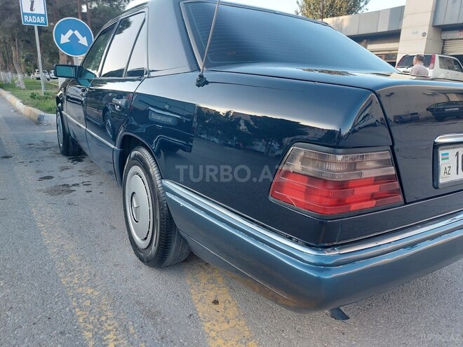Mercedes E 200 1993, 450,000 km - 2.0 l - Bakı