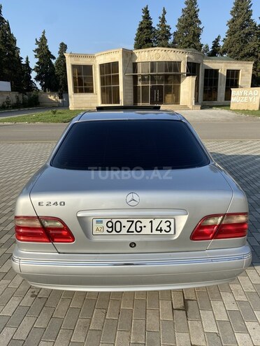 Mercedes E 240 2002, 235,000 km - 2.6 л - İmişli