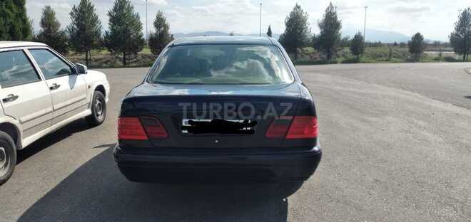 Mercedes E 200 1999, 500,000 km - 2.0 l - Gəncə