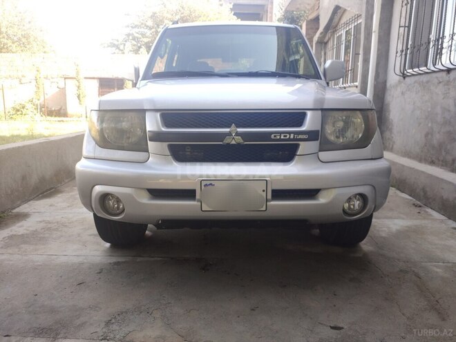 Mitsubishi Pajero io 2002, 147,000 km - 1.8 l - Bakı