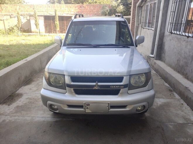 Mitsubishi Pajero io 2002, 147,000 km - 1.8 l - Bakı