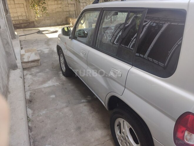 Mitsubishi Pajero io 2002, 147,000 km - 1.8 l - Bakı