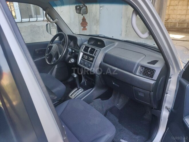 Mitsubishi Pajero io 2002, 147,000 km - 1.8 l - Bakı