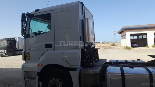 Mercedes Axor 1840 2010, 550,000 km - 12.0 l - Bakı
