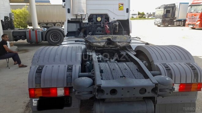 Mercedes Axor 1840 2010, 550,000 km - 12.0 l - Bakı