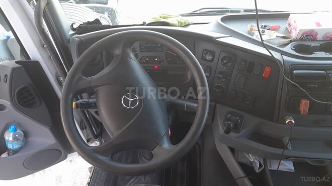 Mercedes Axor 1840 2010, 550,000 km - 12.0 l - Bakı