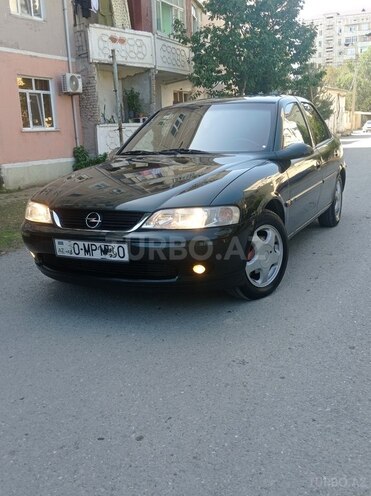 Opel Vectra 1999, 250,000 km - 1.8 l - Sumqayıt