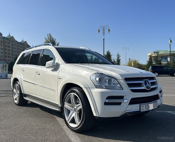 Mercedes GL 500 2011, 194,000 km - 5.5 l - Bakı