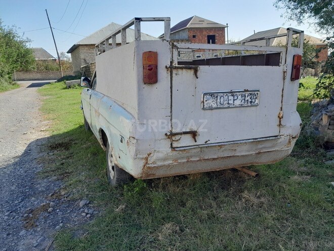 GAZ 24-10 1992, 10,000 km - 2.5 l - Qax