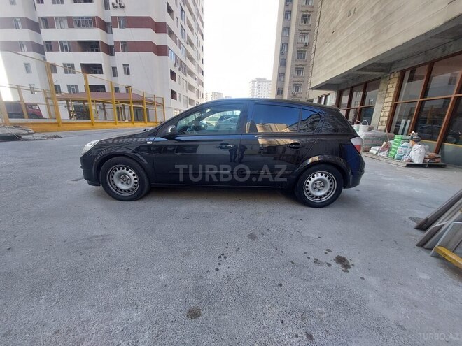 Opel Astra 2006, 330,000 km - 1.3 l - Bakı