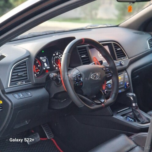 Hyundai Elantra 2018, 71,000 km - 1.6 л - Sabirabad