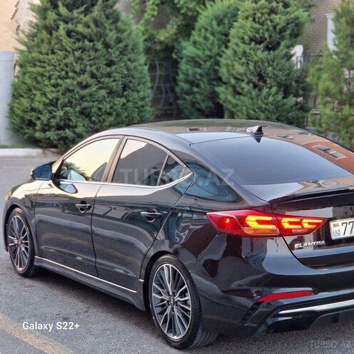 Hyundai Elantra 2018, 71,000 km - 1.6 л - Sabirabad