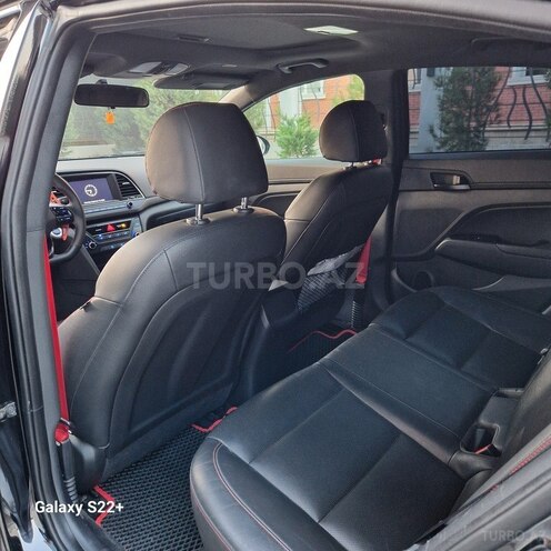 Hyundai Elantra 2018, 71,000 km - 1.6 л - Sabirabad