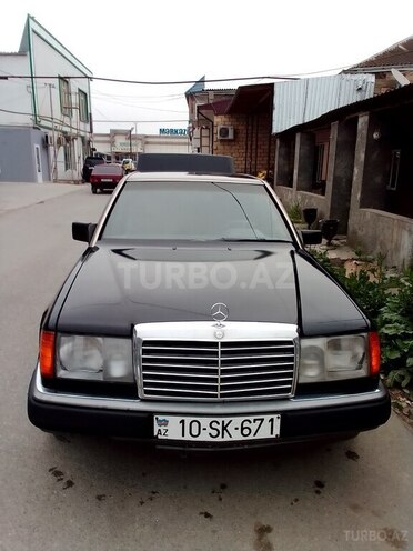 Mercedes E 230 1990, 900,000 km - 2.3 l - Xaçmaz