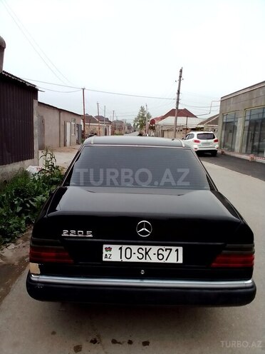 Mercedes E 230 1990, 900,000 km - 2.3 l - Xaçmaz