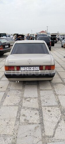 Mercedes 190 1992, 423,452 km - 2.3 л - Bakı
