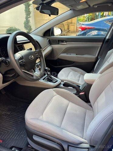 Hyundai Elantra 2019, 70,486 km - 2.0 l - Bakı