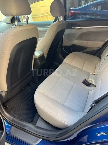 Hyundai Elantra 2019, 70,486 km - 2.0 l - Bakı
