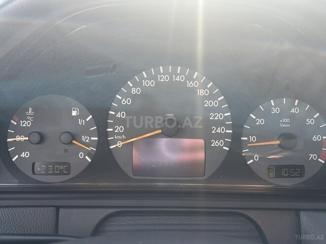 Mercedes E 320 2000, 299,427 km - 3.2 l - Bakı