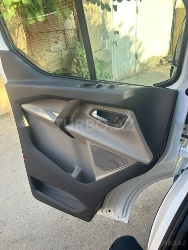 Ford Tourneo Custom 2013, 333,000 km - 2.2 l - Bakı
