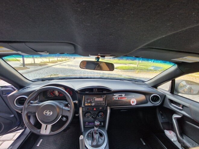Toyota  2013, 121,000 km - 2.0 l - Bakı