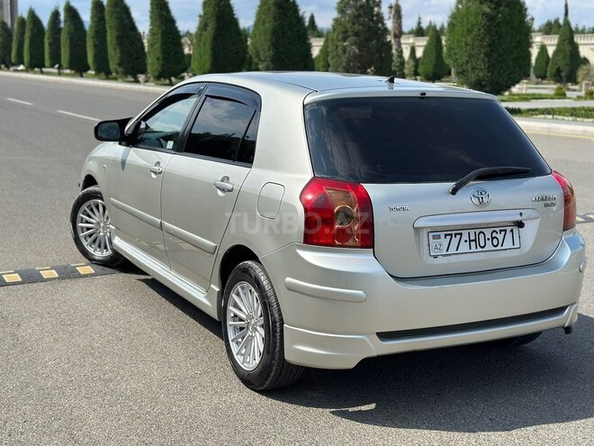 Toyota Corolla 2004, 271,787 km - 1.4 л - Gəncə