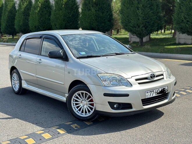 Toyota Corolla 2004, 271,787 km - 1.4 л - Gəncə