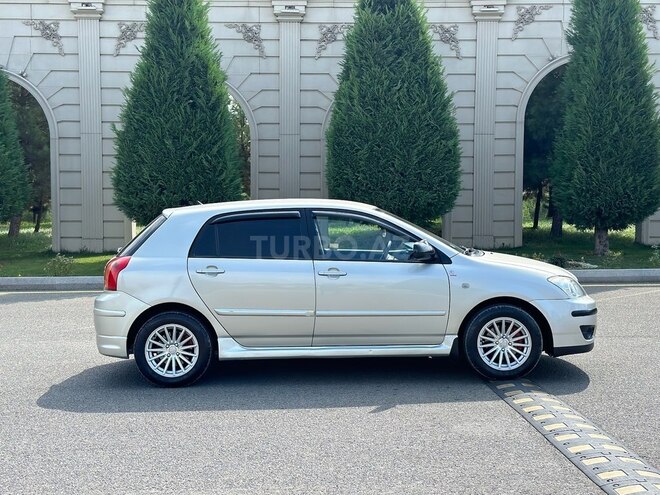Toyota Corolla 2004, 271,787 km - 1.4 л - Gəncə
