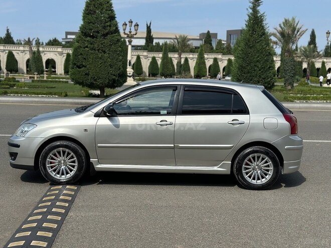 Toyota Corolla 2004, 271,787 km - 1.4 л - Gəncə