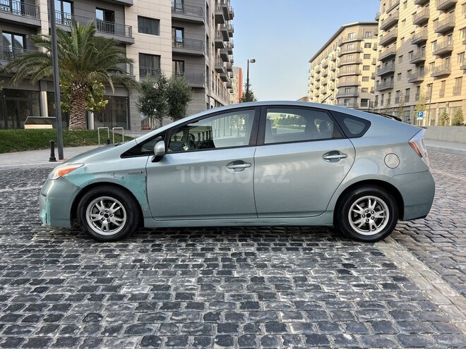 Toyota Prius 2014, 187,000 km - 1.8 l - Bakı