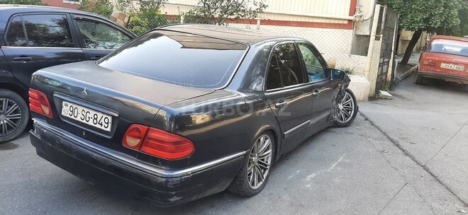 Mercedes E 200 1997, 413,987 km - 2.0 л - Bakı