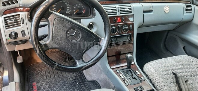 Mercedes E 200 1997, 413,987 km - 2.0 л - Bakı