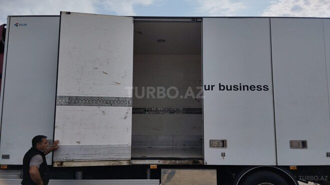 Mercedes Axor 1824 2010, 250,000 km - 6.4 л - Sumqayıt