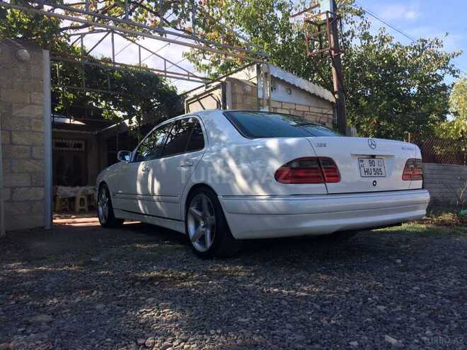 Mercedes E 320 2000, 154,132 km - 3.2 l - Bakı