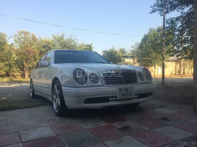Mercedes E 320 2000, 154,132 km - 3.2 l - Bakı