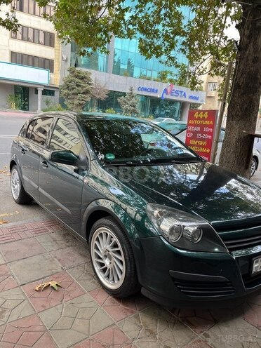 Opel Astra 2004, 235,000 km - 1.4 l - Bakı