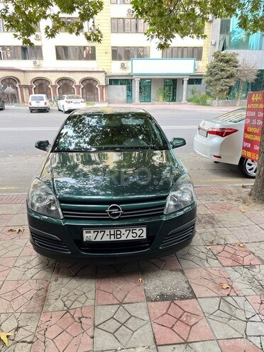 Opel Astra 2004, 235,000 km - 1.4 l - Bakı
