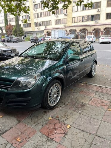 Opel Astra 2004, 235,000 km - 1.4 l - Bakı