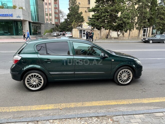 Opel Astra 2004, 235,000 km - 1.4 l - Bakı