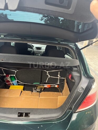 Opel Astra 2004, 235,000 km - 1.4 l - Bakı