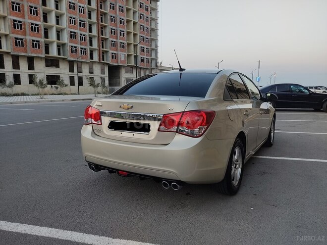 Chevrolet Cruze 2011, 290,000 km - 1.4 l - Sumqayıt