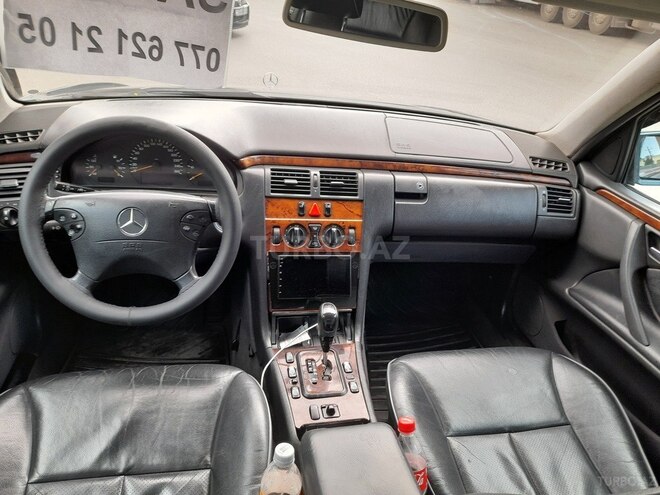 Mercedes E 270 2000, 310,000 km - 2.7 l - Bakı